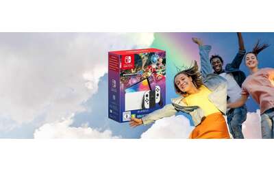 Nintendo Switch OLED Bianca + Mario Kart 8 e 12 Mesi Switch Online a 315€