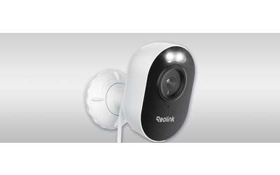 Non temere pi i furti la telecamera Wi Fi da esterni con visione notturna a colori in promozione