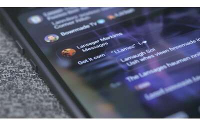 Nuove funzioni in arrivo su Google Messages spunta la cronologia modifiche