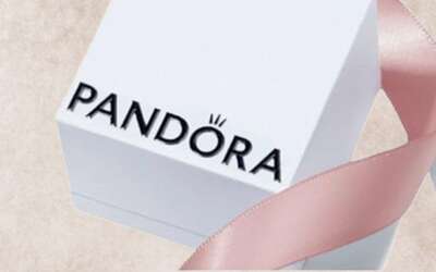 Pandora da 11,90€ a 25€ su Amazon: la SVENDITA natalizia è una meraviglia