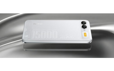 Realme dà una lezione a tutti: batteria da 15.000mAh e ventola di raffreddamento