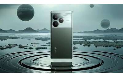Realme GT 6: nuovo minimo su Amazon, ora è il re della fascia media