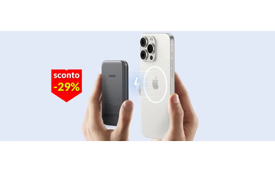 Ricarica l’iPhone ovunque: power bank magnetica a 21€, niente stress da cavi