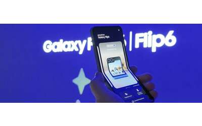 Samsung Galaxy Z Flip costa troppo? Nel 2025 potrebbe arrivare l’economico modello FE