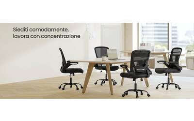 Sedia da ufficio ergonomica e girevole in offerta Amazon: bastano 64 euro