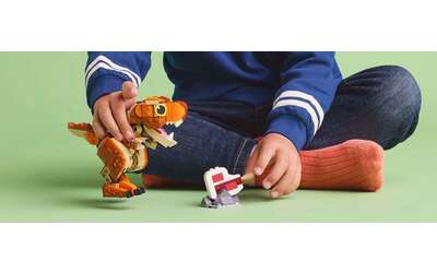 Set LEGO Jurassic World T-Rex: novità 2025 ad un prezzo IMBATTIBILE (Amazon)