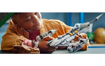 Set LEGO Star Wars N-1 del Mandaloriano in offerta del 32%: l’astronave di Din Djarin con Grogu