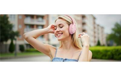 Solo 20 per queste cuffie Bluetooth da 65 ore e 6 modalit di EQ