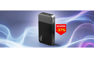 Solo 28€ per questa power bank da 20.000mAh: ricarichi TUTTO in un lampo