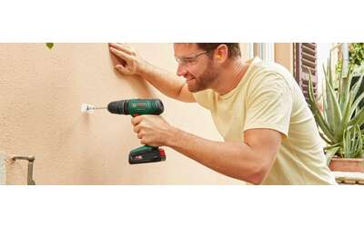 Trapano a percussione Bosch con batteria in promo FLASH alleato n 1 per il fai da te