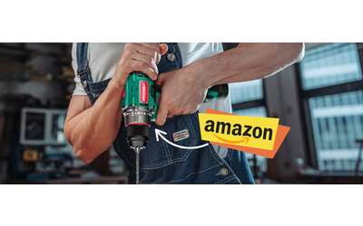 Trapano avvitatore a batteria con 53 accessori inclusi a un ottimo prezzo