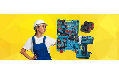 Trapano avvitatore con Kit Completo di 54 accessori e 2 batterie ora in MAXI SCONTO