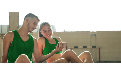Very Mobile: aprile si apre con l’offerta 5G da 5,99€ al mese