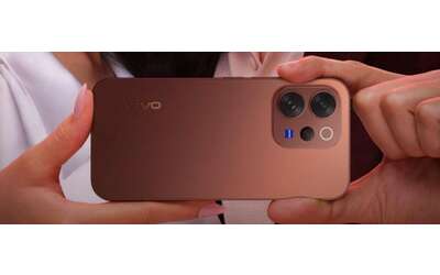 Vivo vuole strafare con uno smartphone dalla batteria folle di 12 000mAh