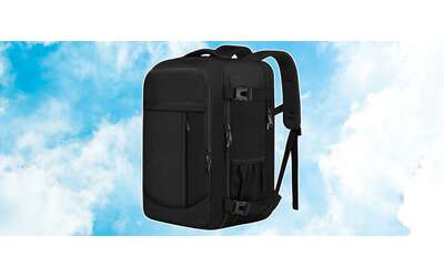 Zaino da viaggio 40x30x20 in offerta Amazon il modello compatto per evitare costi extra