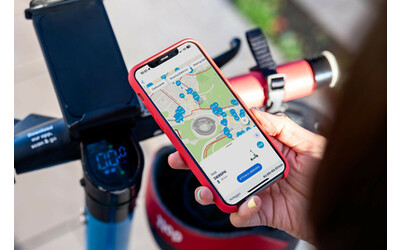Accordo Telepass-Dott per lo sharing: oltre 20.000 monopattini ed eBike a portata di app