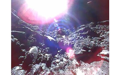 Acqua liquida su Ryugu, la scoperta che cambia la storia degli asteroidi