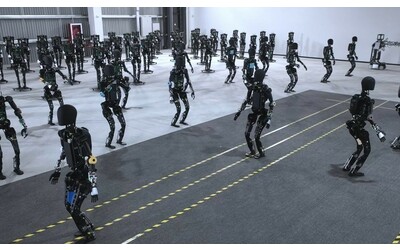 Agibot sfida Tesla: l'azienda cinese ha già prodotto quasi 1000 robot umanoidi