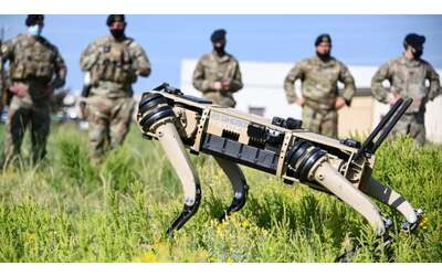 AI e robot, l'esercito USA li Integra: il futuro bellico sarà sempre più avanzato