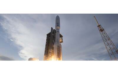 Amazon lancia i primi 27 satelliti per la costellazione internet Project Kuiper