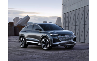 Audi Q4 e-tron sfida Tesla con un restyling tra stile e innovazione tecnologica