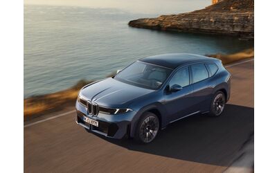 BMW iX3 40 la nuova versione entry level rende la Neue Klasse pi accessibile