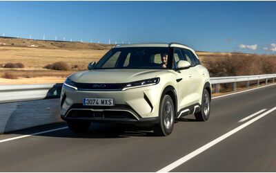 BYD ha scelto Milano: apre il nuovo centro stile europeo