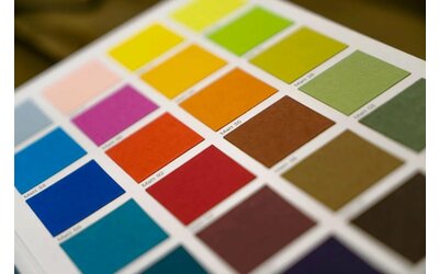 ChatGPT e le difficoltà con le metafore cromatiche: uno studio ne analizza i limiti