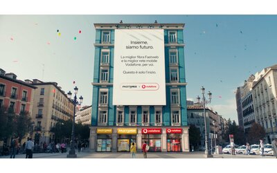 Fastweb: al via la migrazione delle SIM su rete Vodafone, cosa cambia per gli utenti