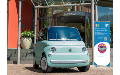 FIAT Topolino, il piccolo quadriciclo elettrico si può noleggiare negli alberghi