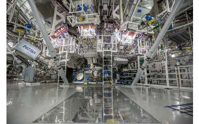 Fusione nucleare: lAI di LLNL batte i supercomputer con il 70% di accuratezza