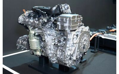 Honda prepara un nuovo motore V6 ibrido grande efficienza e piacere di guida