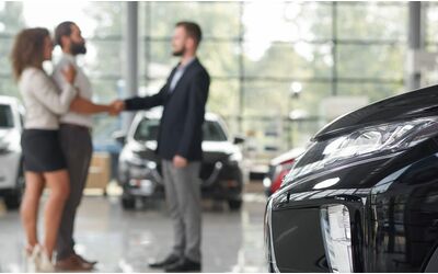 Il concessionario resta decisivo nel processo d 039 acquisto di un rsquo auto
