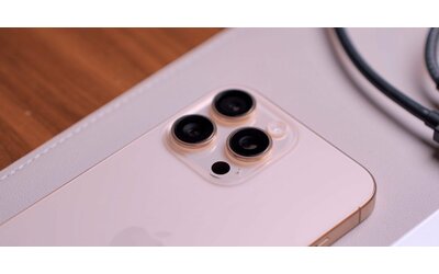 iPhone è sempre lo smartphone più popolare al mondo: la top 3 è tutta sua
