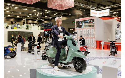 Lambretta svela Elettra S, a EICMA 2025 debutta il suo primo scooter elettrico