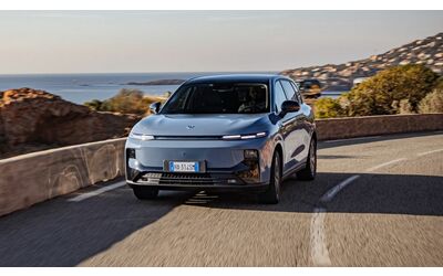 Leapmotor B10 Hybrid EV un nuovo SUV range extender in arrivo in Europa