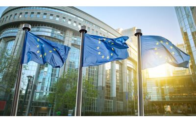 Meloni la lettera alla Commissione con altri 5 leader UE ibride e biofuel dopo il 2035