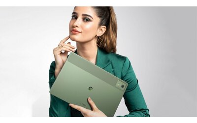 Motorola ha presentato il Moto Pad 60 Pro e il laptop Moto Book 60