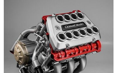 MV Agusta il nuovo motore 5 cilindri sorprende 240 CV e oltre 16 000 giri