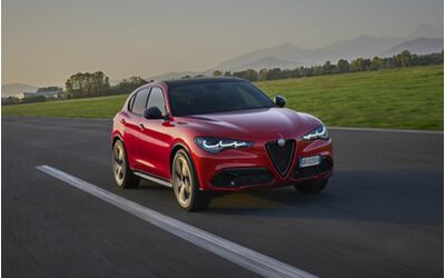 Nuova Alfa Romeo Stelvio dobbiamo cambiare tutto Ecco perch slitta al 2028