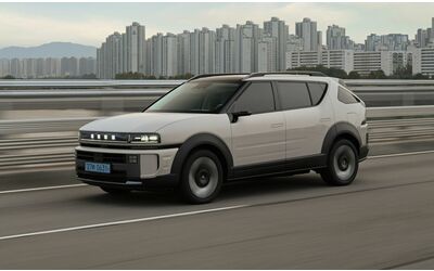 Nuova Hyundai Nexo a idrogeno si presenta in Italia tutte le versioni e i prezzi