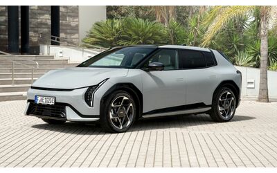 Nuova   KIA  EV4  l  039 elettrica pensata per l  039 Europa  caratteristiche  versioni e prezzi