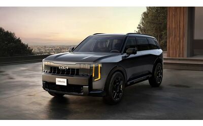 Nuova KIA Telluride 2026 la seconda generazione del maxi SUV cambia il look