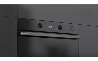 Nuovi forni Hisense: design scuro e funzioni smart in cucina