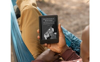 Nuovo Kindle in offerta su Amazon: è il regalo di Natale perfetto