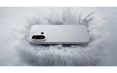 OnePlus 13T ufficiale: compatto, potentissimo e con una grande batteria