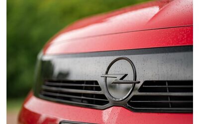 Opel estende gli incentivi rottamazione oltre l’elettrico, ecco l'offerta per la Corsa