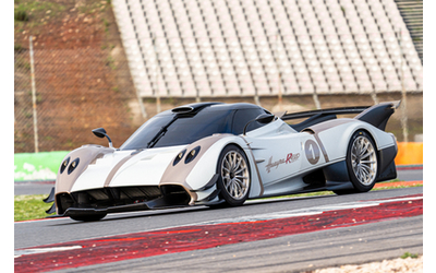 Pagani: vent’anni di Hypercar per la prima volta insieme alla Monterey Car Week 2025