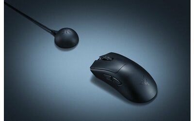 Razer DeathAdder V4 Pro: il mouse gaming si affina per i pro