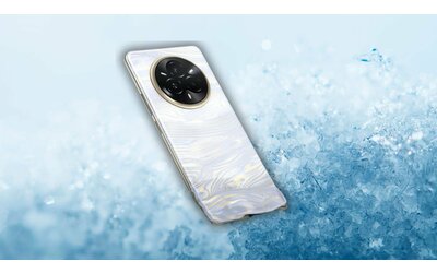 Realme 14 Pro debutta a gennaio: la scocca cambia colore con il freddo